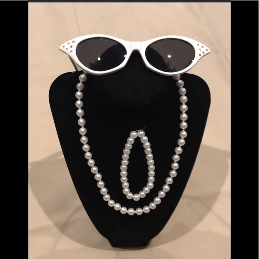 Brand new Claire’s sun glasses- neckless- wristband set